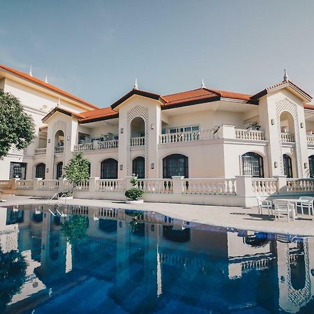 Club Morocco Resort And Country Club Субик Екстериор снимка