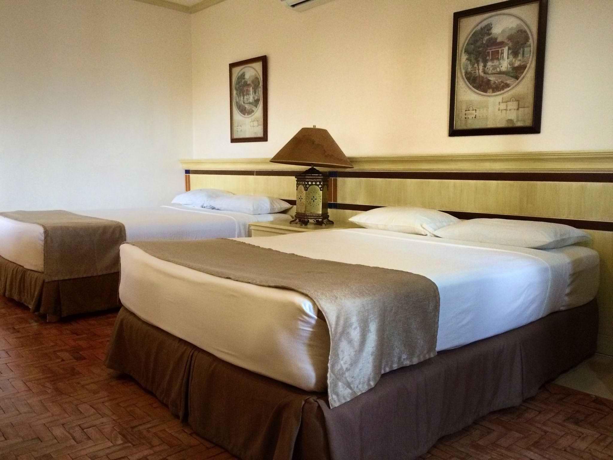Club Morocco Resort And Country Club Субик Екстериор снимка