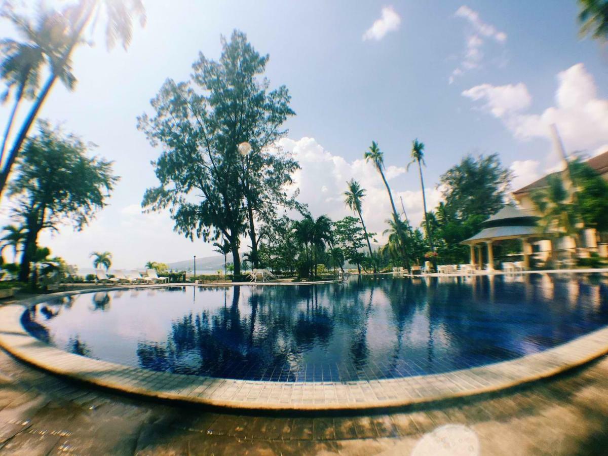 Club Morocco Resort And Country Club Субик Екстериор снимка